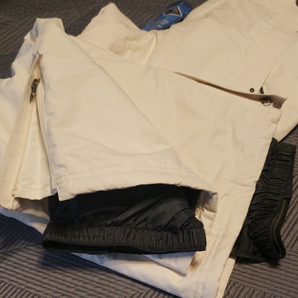 Columbia small cream snow pants - Picture 2 of 10